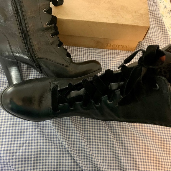 Born “Fleming” LaceUp 2.5” Block Heel Women’s Leather Boots 6.5M - Picture 11 of 16